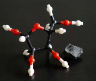 Des sucres découverts dans des météorites nous éclairent sur les origines de la vie