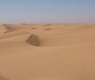 Fabriquer du béton avec le sable du désert…