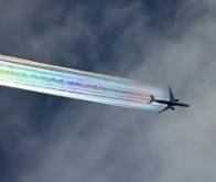 Les traînées de condensation des avions accentuent le réchauffement climatique