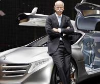 Mercedes présente la voiture de 2025 