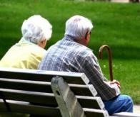 Retarder le vieillissement : un investissement collectif plus rentable que la lutte contre les ...