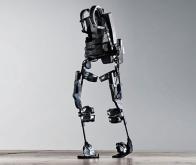 Un exosquelette pour réduire les chutes des personnes âgées