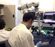 Un robot réalise une première laparoscopie sans assistance humaine