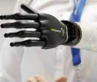 Une main bionique qui peut fonctionner pendant des années...