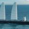 Le plus grand cargo à voile du monde entame sa première traversée transatlantique