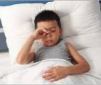 Enfants : quand le manque de sommeil accroît le risque d'obésité…