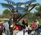 Inauguration du premier -arbre solaire- urbain