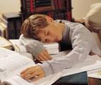 Le manque de sommeil à l'adolescence prépare le diabète de l'adulte