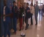 Un robot aide un étudiant malade à assister aux cours à distance !