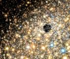 Un trou noir géant défie les lois de la physique !